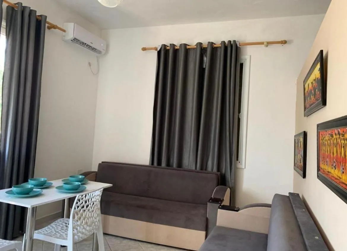 Rena Home Vlorë アルバニア